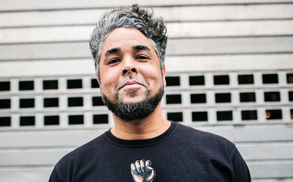 Profiles: London Loy: – “Koks en poëten lijken op elkaar.”