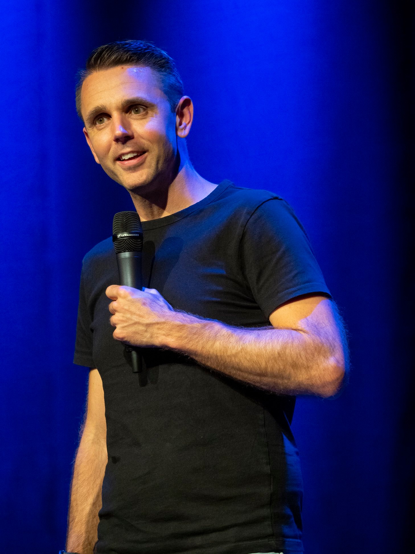 Profiles: Wouter Monden – Één microfoon en een hoge dosis humor